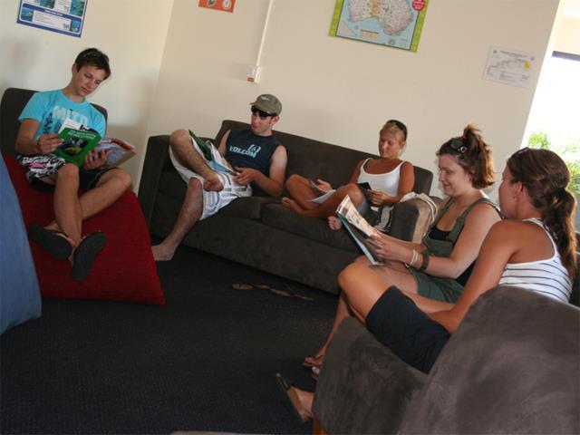 Surfers Paradise Yha Southport ภายนอก รูปภาพ