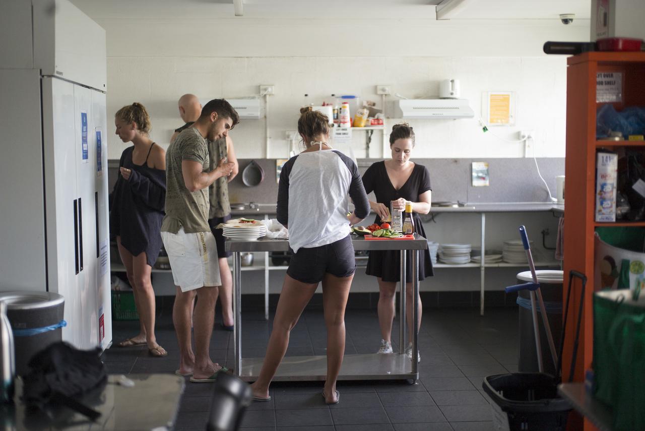 Surfers Paradise Yha Southport ภายนอก รูปภาพ